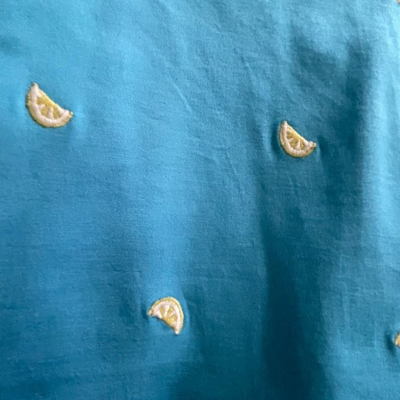 Talbot's Perfect Bermuda Shorts- 10.5” Lemon Slice Design - Picture 3 of 3